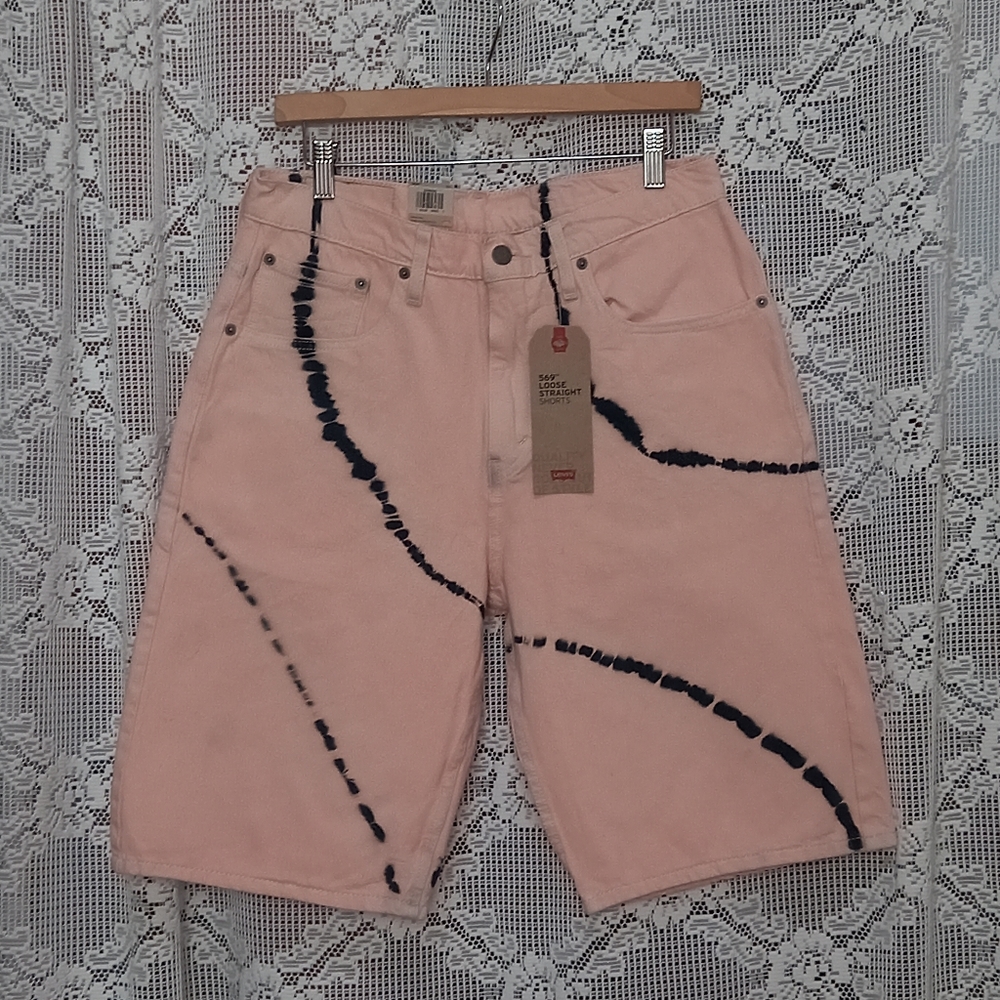 NWT Levis Mens 569 Loose Straight Shorts Stretch Denim Biscuit Pink Size 31